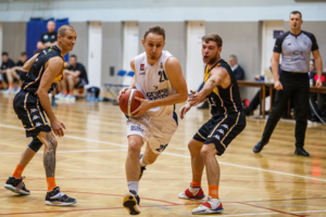Mecz drugiej ligi koszykówki mężczyzn: MUKS 1811 Tarnów - Basket Hills Bielsko-Biała